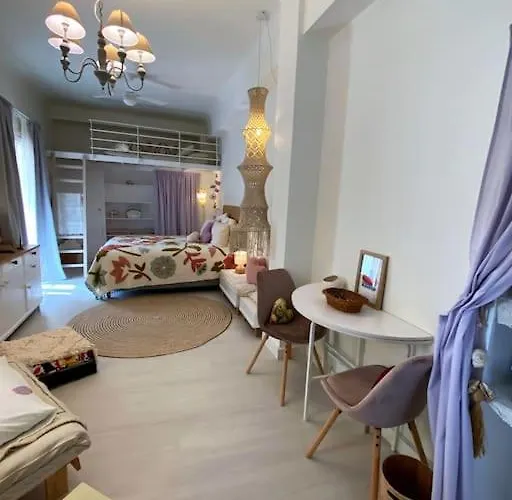 Les Hirondelles 2 Ermoupoli